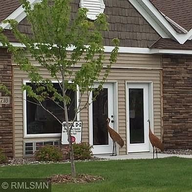 2nd image of 8823 Fraizer St