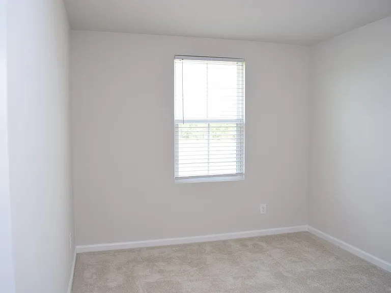 1530 39th Avenue Loop NE #5 — Photo 39