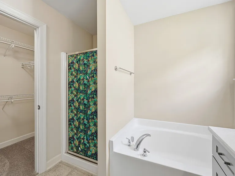 720 Pyracantha Dr — Photo 23