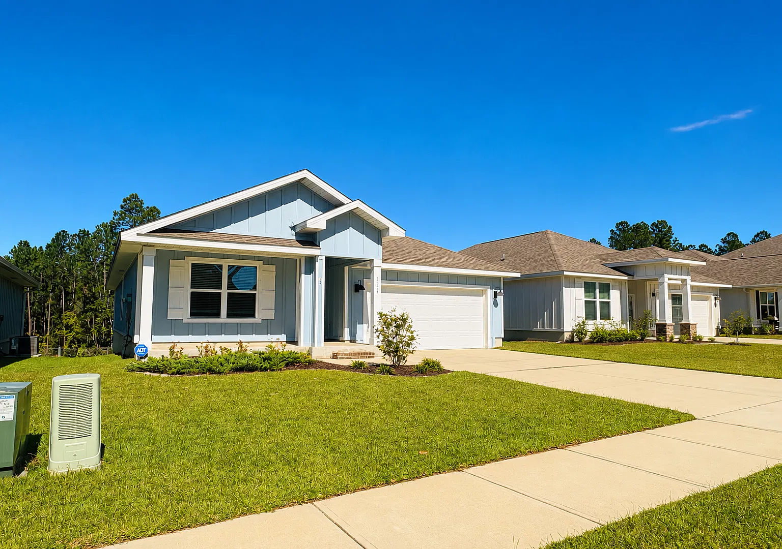 Nearly New, Spacious 4BR/2BA - Fallschase at Pathstone — Photo 1