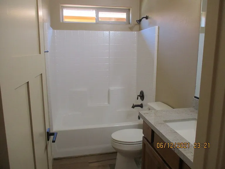 2012 N Lake Breeze Rd — Photo 14