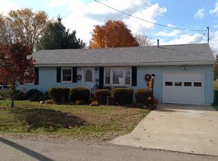 751 George St, Belpre, OH 45714