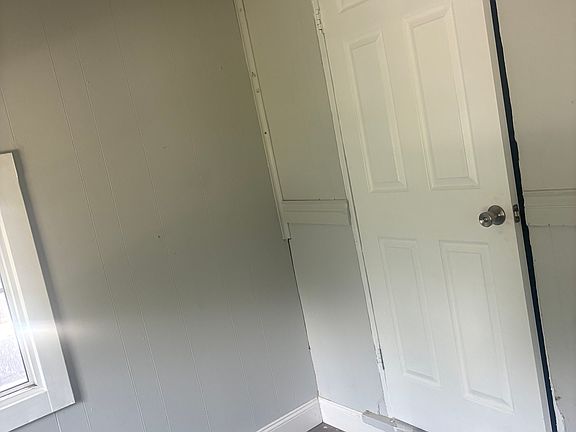 4th image of 1573 Aberdeen Ave