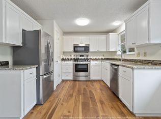 1177 SE Fir Grove Loop, Hillsboro, OR 97123