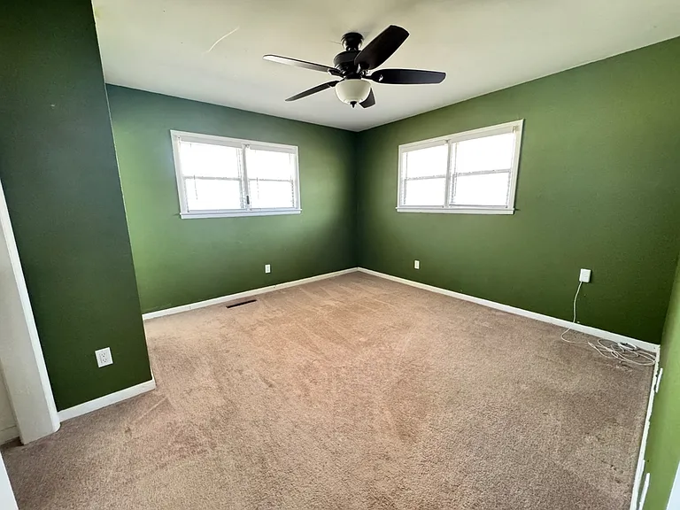 400 W Madison St — Photo 15
