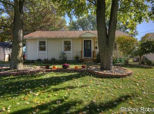 264 Norwood Ave NE, Rockford, MI