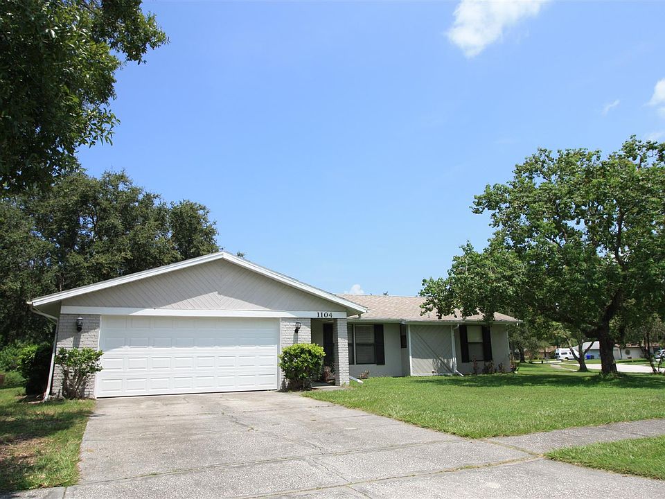1st image of 1104 Thornwood Dr