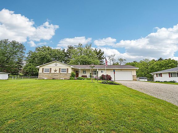 2nd image of 2067 Sheridan Dr NE
