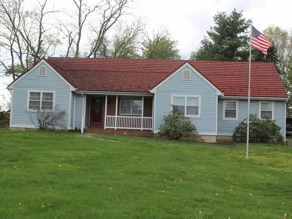 298 S Locust Point Rd, Mechanicsburg, PA 17055