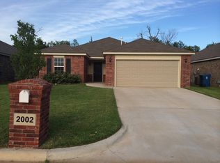 2002 Bradford Cir, Newcastle, OK 73065