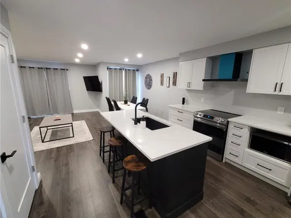 23 Werstine Ter, Cambridge, ON N3C 4G7