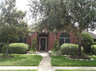2403 Hanston Ct, Pearland, TX 77584