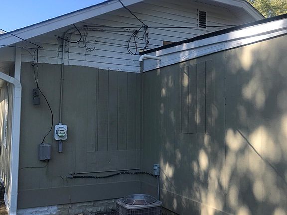 3rd image of 2145 N Dequincy St