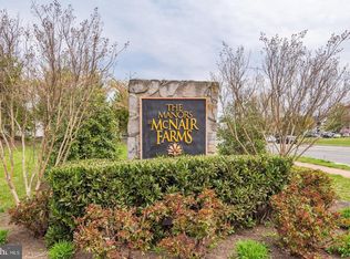 2492 Quick St APT 102, Herndon, VA 20171