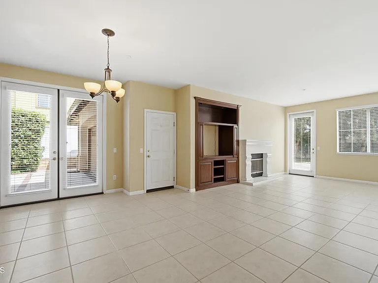 1696 Salt River Ave — Photo 14