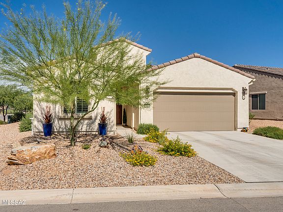4th image of 1405 E Basalt Dr