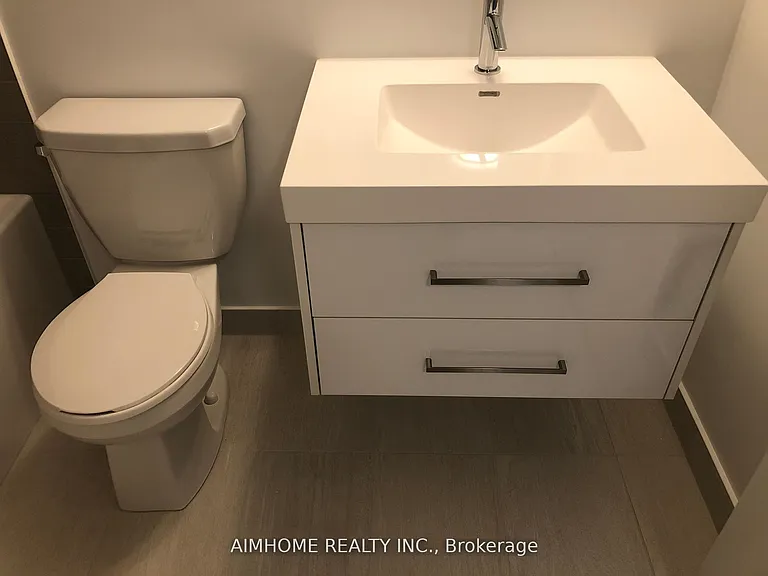 403 Church St #4013 — Photo 3
