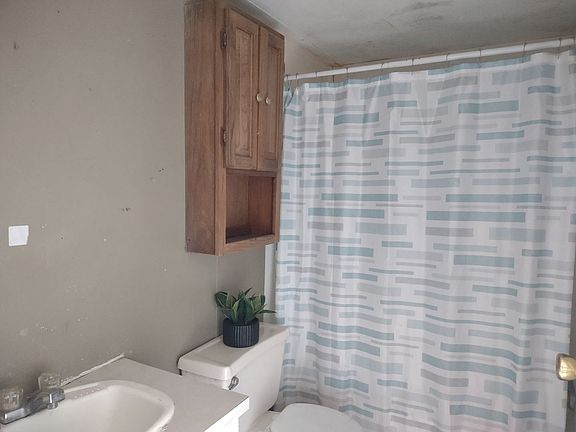 2nd image of 1067 County Road 467 #188