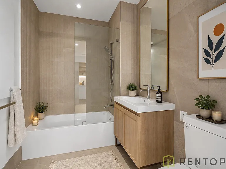 597 Grand St #628 — Photo 3