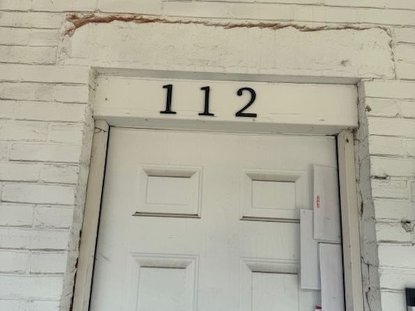 112 E 23rd St