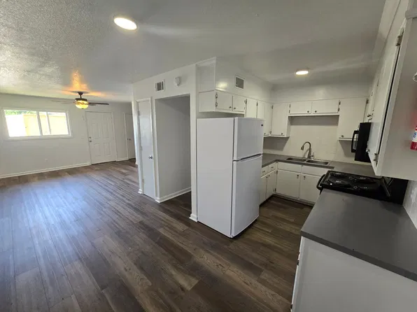 3221 Air Base Rd, Newport, AR 72112