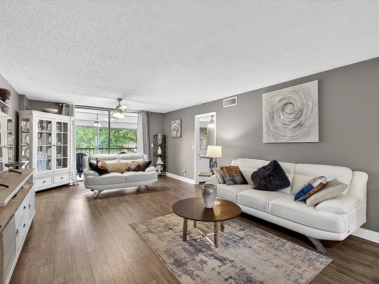 5550 Witney Dr #209 — Photo 7
