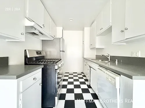 1237 Amherst Ave Photo 1
