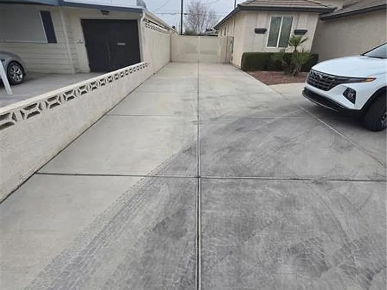 2204 Van Patten Pl — Photo 2