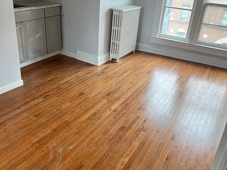 221 Jewett Ave #2 — Photo 14