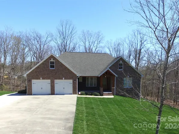 300 Oak Knl, Hildebran, NC 28637