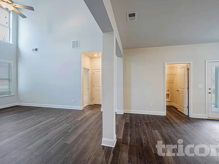 317 Oxbow St — Photo 4