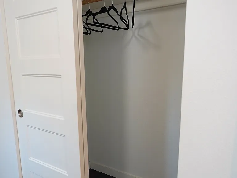 5234 15th Ave NE #202 — Photo 33
