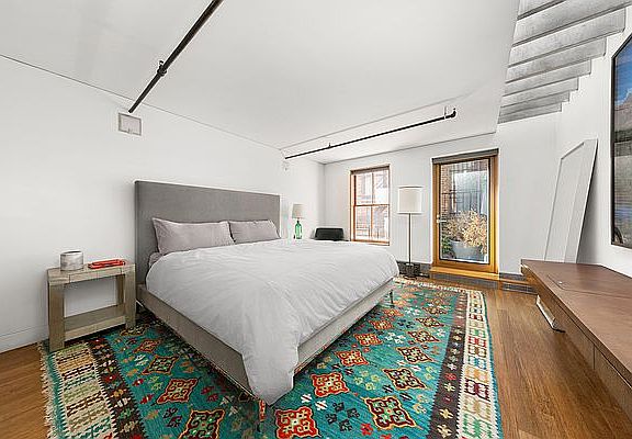 5th image of 49 Bond St APT 2