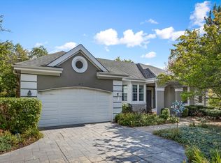 256 Bloomfield Pkwy, Bloomingdale, IL 60108