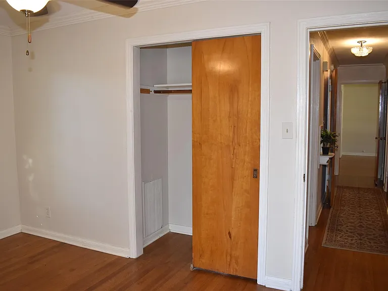 5911 Hornwood Dr — Photo 11