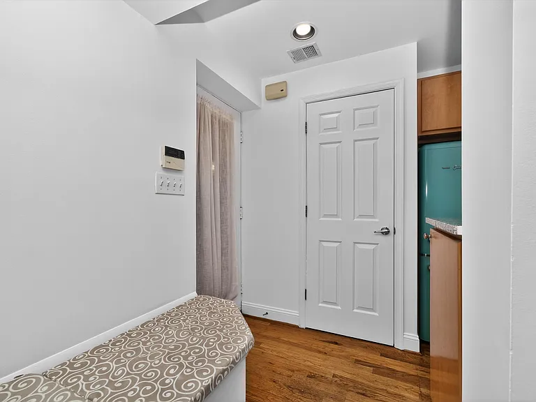 2801 Connecticut Ave NW #15 — Photo 3