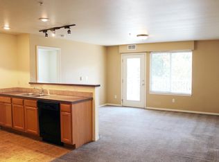 322 NE Maple St APT 1, Pullman, WA 99163
