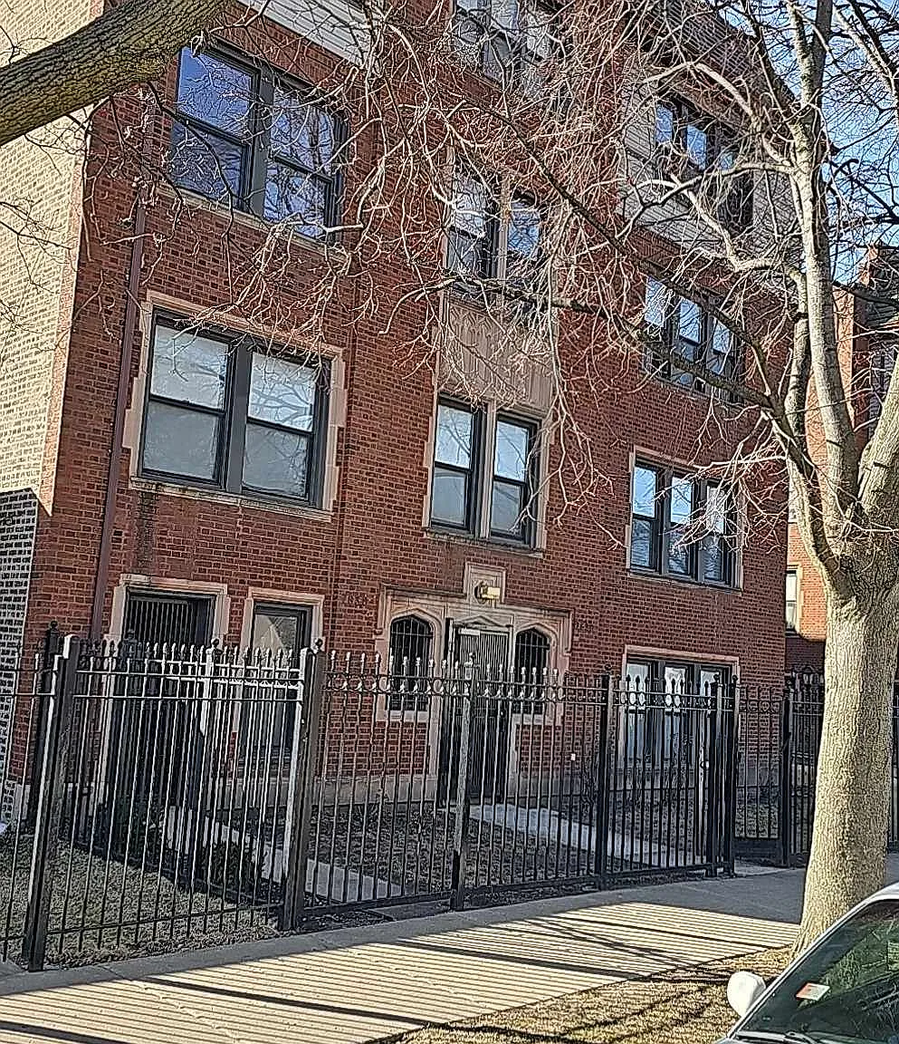 7828 S. Drexel Ave — Photo 4