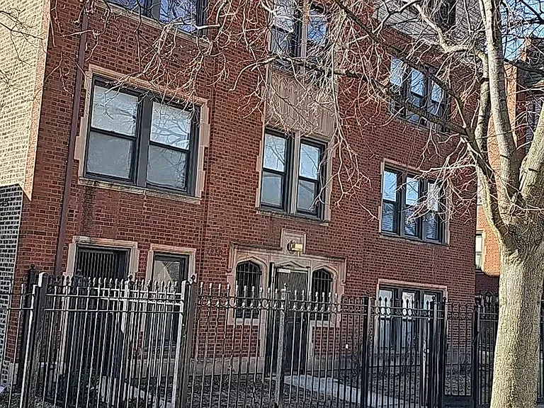 7828 S. Drexel Ave — Photo 4