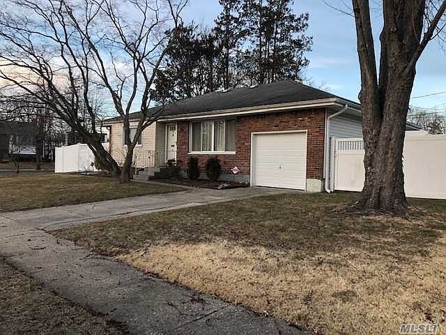 1st image of 16 Park Ct