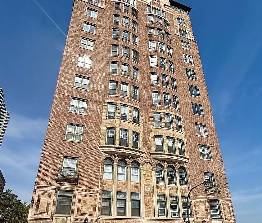 1st image of 2666 E 73rd St APT 8W