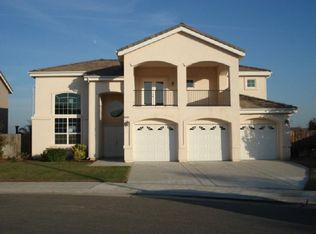 2399 Megan Ave, Clovis, CA 93611