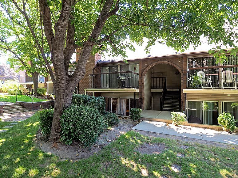 1st image of 1237 Cottonwood Hills Dr #15