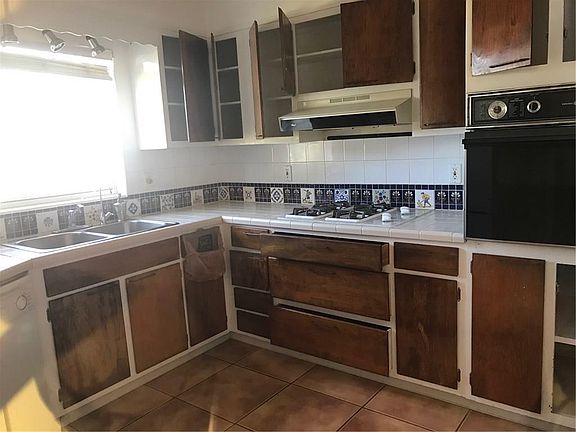 2nd image of 1726 41st Ave
