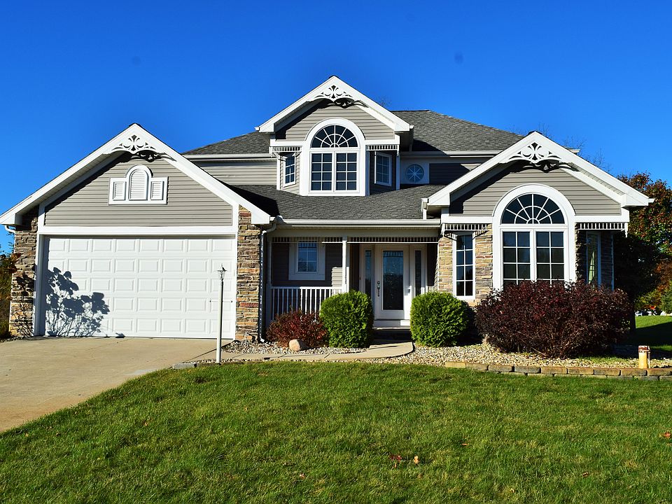 1st image of 58021 Dragonfly Ct