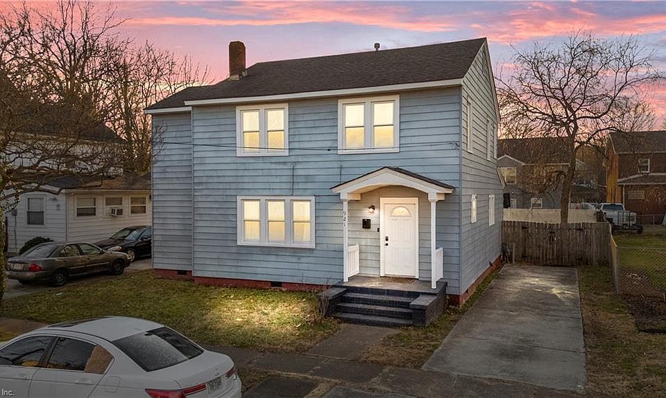 1st image of 921 Oaklawn Ave