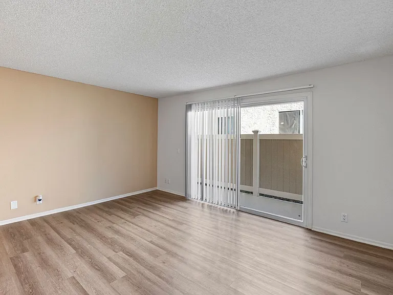 Bradbury Park Apartments — Photo 19