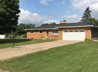 12952 Bayview Dr, Vicksburg, MI 49097