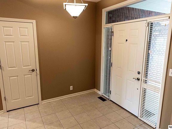 5th image of 7538 Kentwell Ln