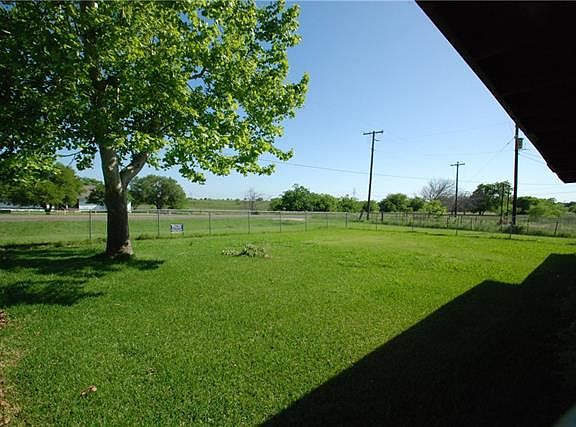 2nd image of 7704 N Fm 1126